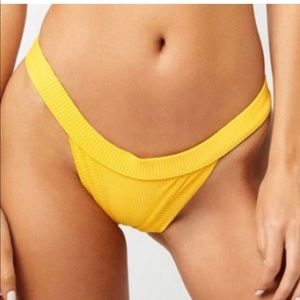Frankie’s Bikini Cole bottoms.